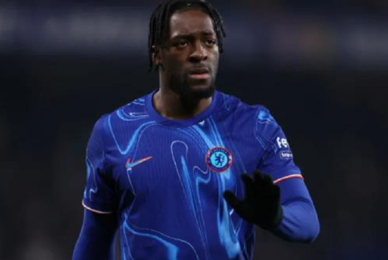 Disasi nghiêng về AC Milan, Chelsea gấp rút tính toán lại hàng thủ