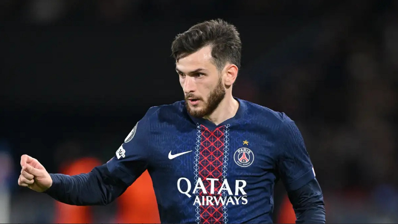 psg-khuoc-tu-dam-phan-arsenal-kho-cham-tay-vao-kvaratskhelia